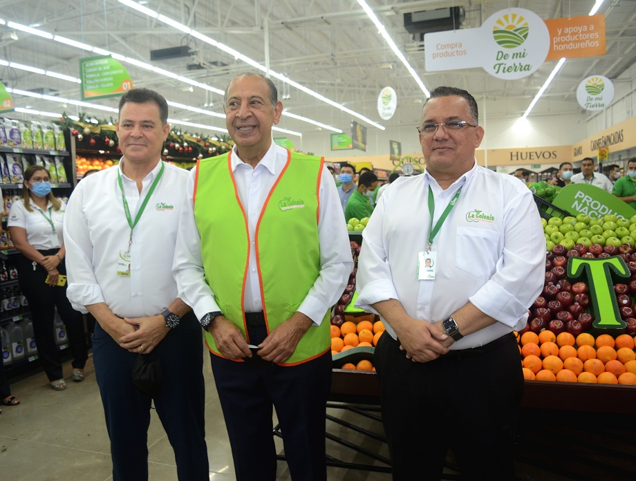 Supermercados La Colonia apertura su bella tienda en Plaza Universal de San Pedro Sula