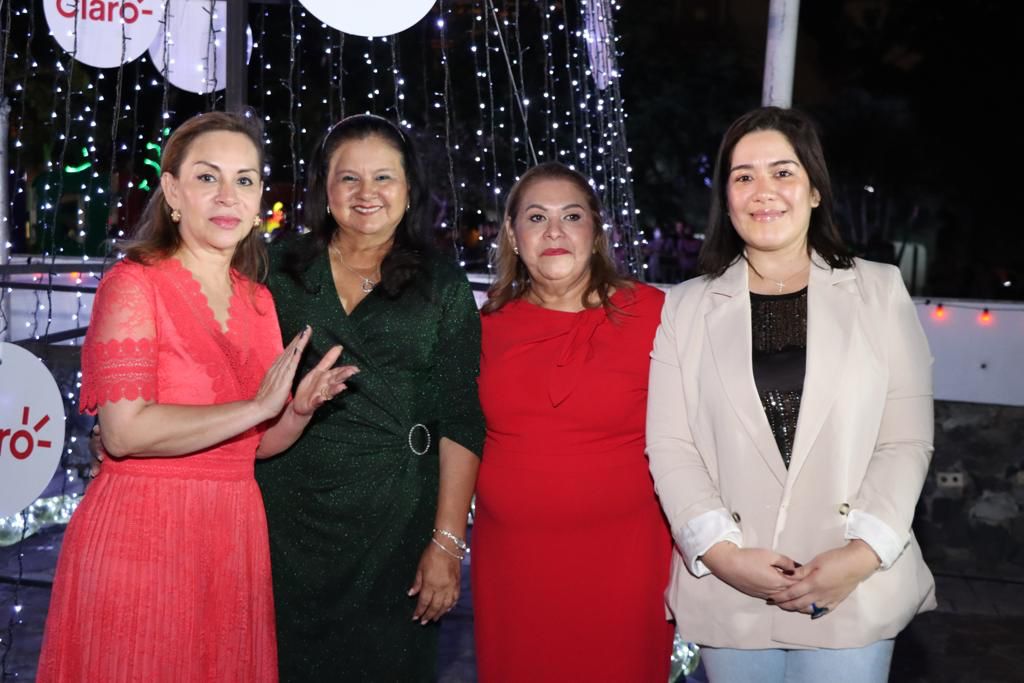 Con encendido del Árbol Navideño en el parque central inaugura la Navidad en San Pedro Sula