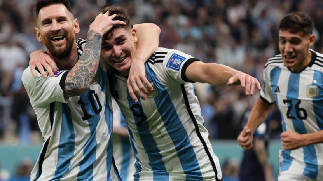 Messi y Julián Álvarez llevan a Argentina a la final del Mundial tras derrotar a Croacia