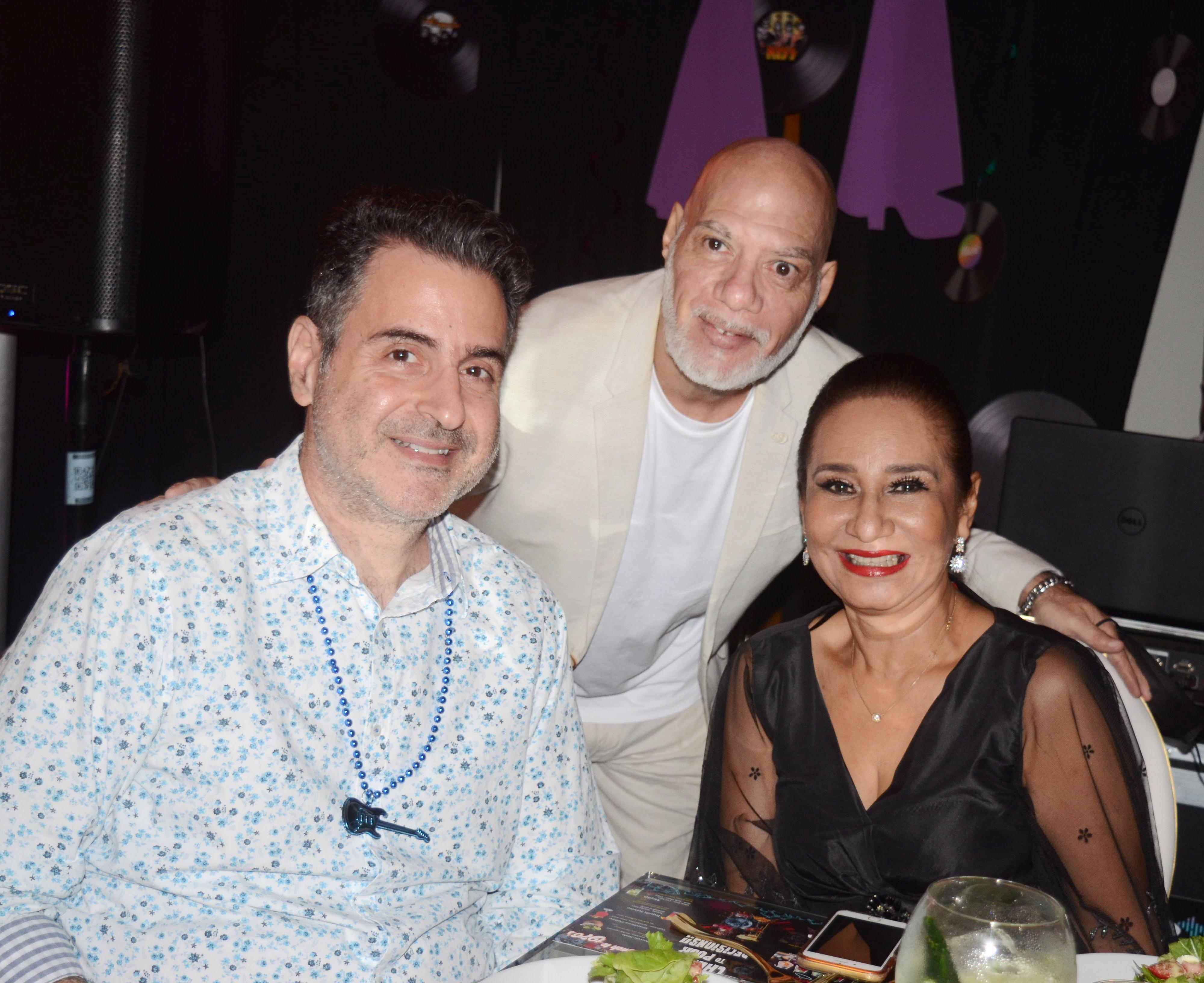 Una Disco Party celebrando el cumpleaños de Jackie Babún