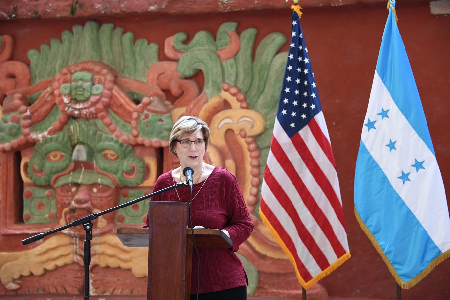 Gobierno de EEUU hace entrega del Premio “Fondo de los Embajadores para la Preservación Cultural” a la Asociación Copán