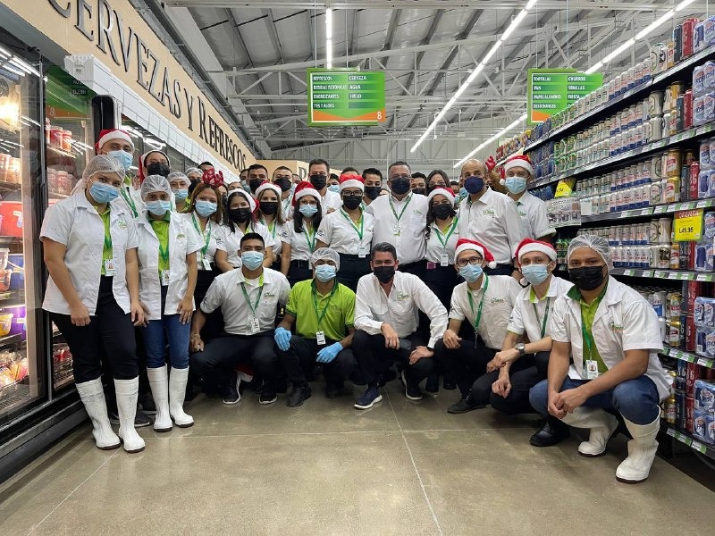 Supermercados La Colonia reafirma su compromiso con la zona sur con la apertura en Nacaome