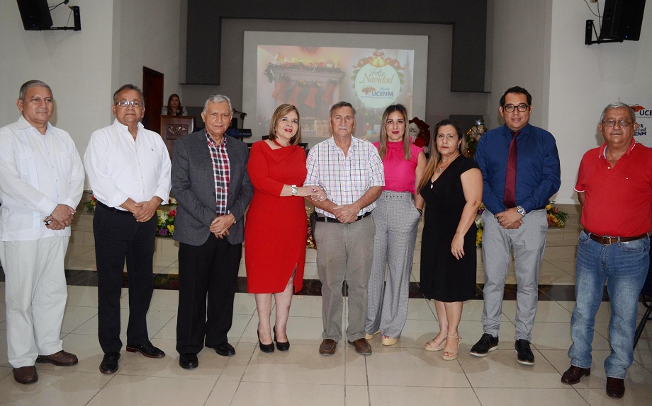 UCENM celebra tradicional cena navideña del 2022