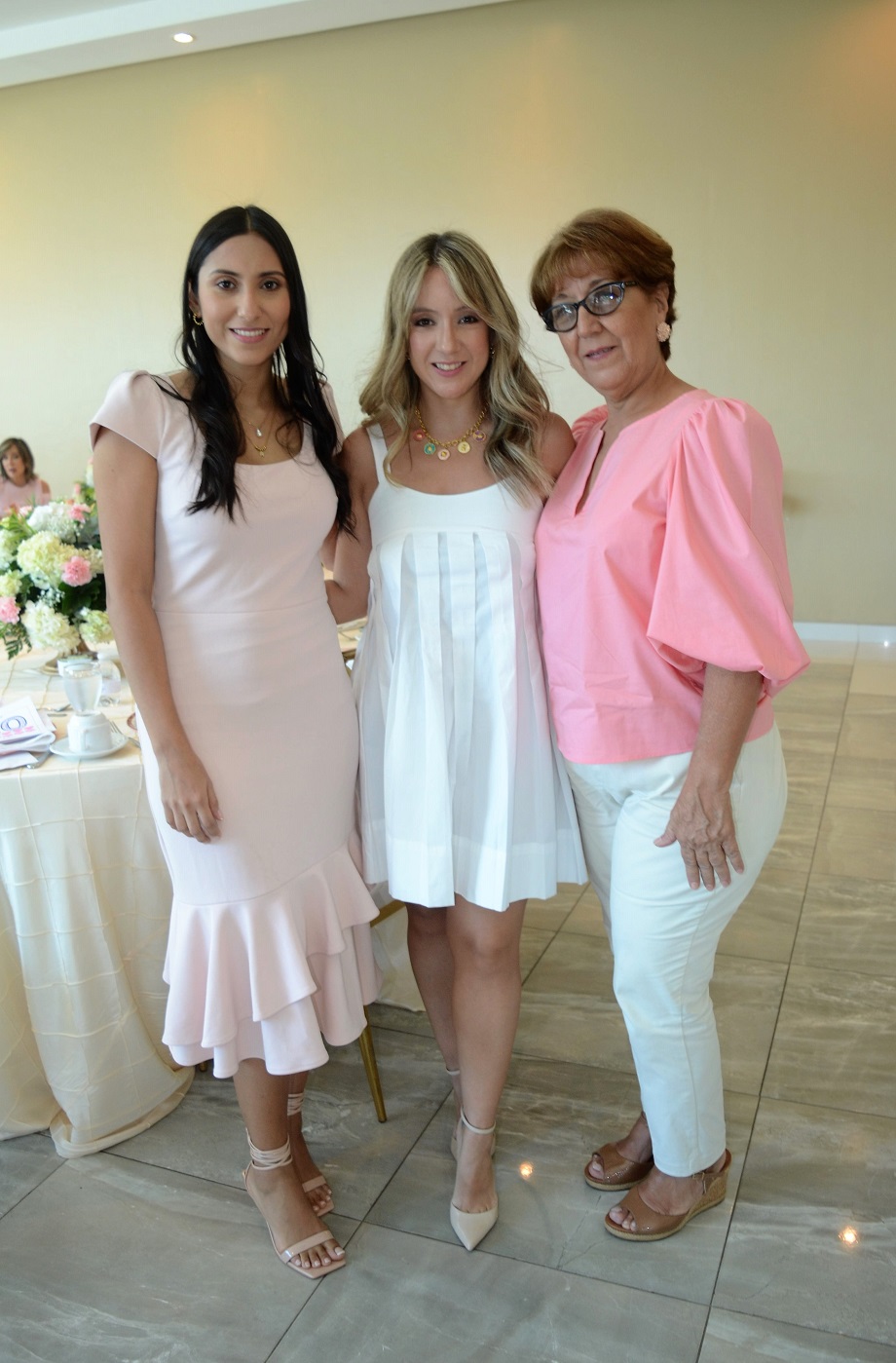 Delicado baby shower en honor a Carmen de Icaza