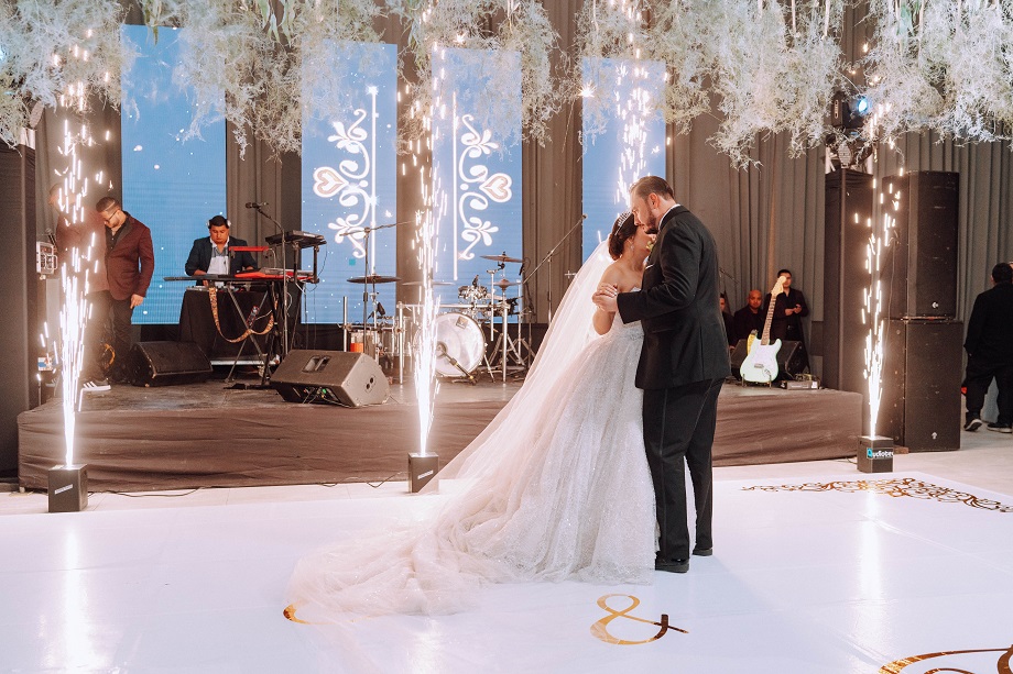 La boda de Héctor Luis Ponce y Patricia Jackeline Interiano… una bella historia de amor