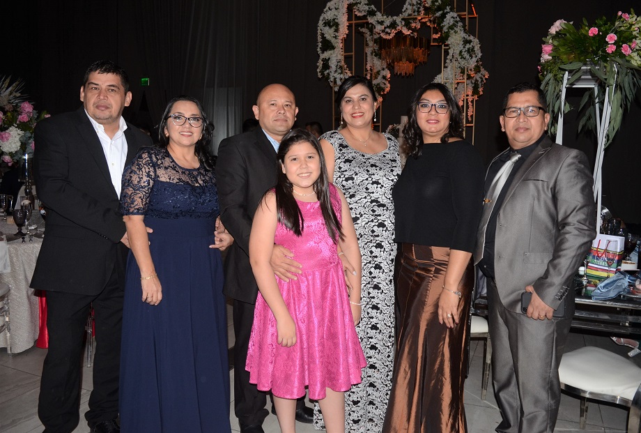 La boda de Héctor Luis Ponce y Patricia Jackeline Interiano… una bella historia de amor