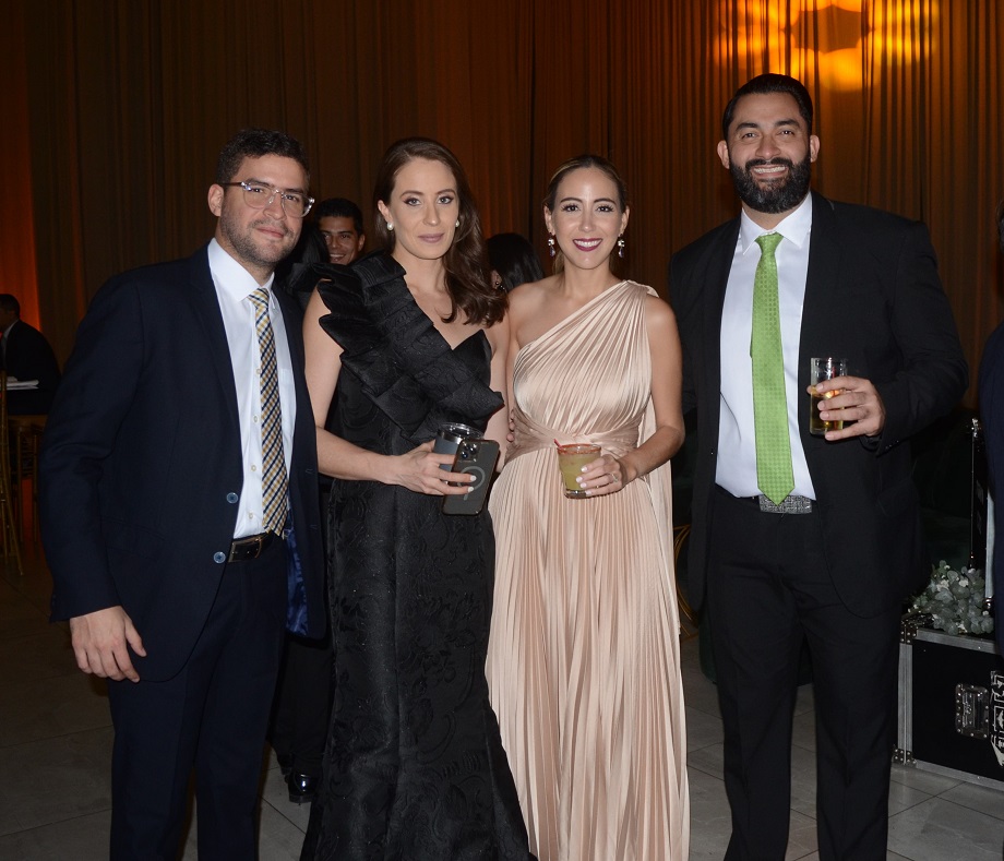 Elegancia y romanticismo en la boda Luis Diego Ortez y Stephanie Ewens