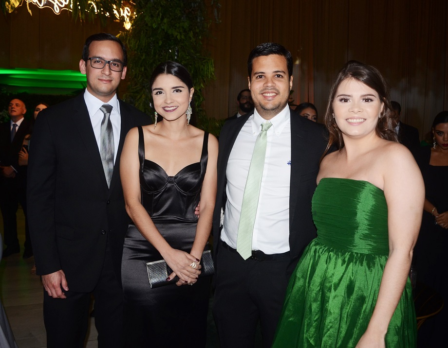 Elegancia y romanticismo en la boda Luis Diego Ortez y Stephanie Ewens