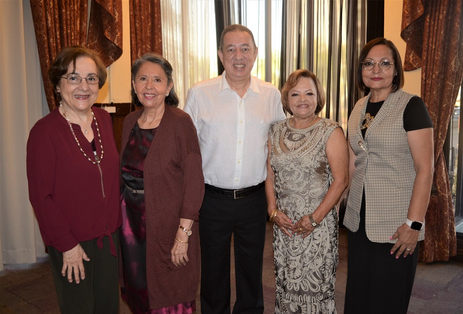 Elena de Dubón homenajeada Mujer del año 2023 del Club Internacional de Mujeres