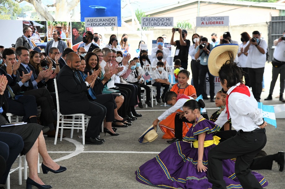 Embajadora de los Estados Unidos para Honduras,