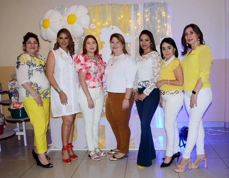 UTH rinde tributo a la Mujer virtuosa 2023