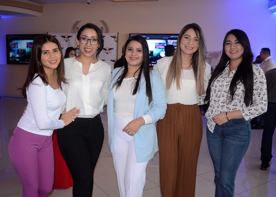 UTH rinde tributo a la Mujer virtuosa 2023