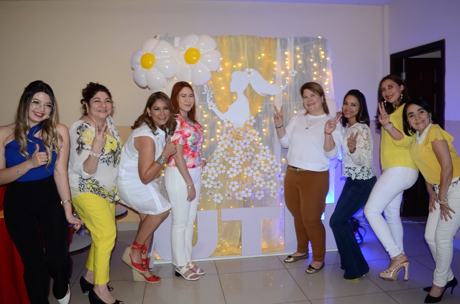 UTH rinde tributo a la Mujer virtuosa 2023