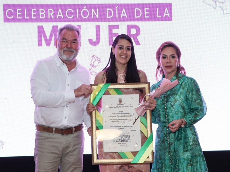 Honrar la trayectoria de mujeres destacadas en San Pedro Sula