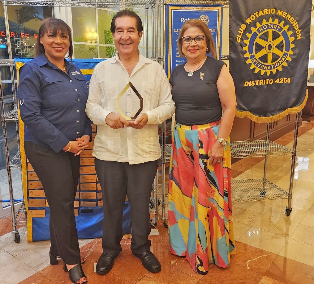 Hermandad rotaria en San Pedro Sula en la celebración del 118 Aniversario de Rotary International