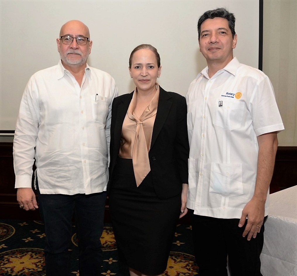 Hermandad rotaria en San Pedro Sula en la celebración del 118 Aniversario de Rotary International