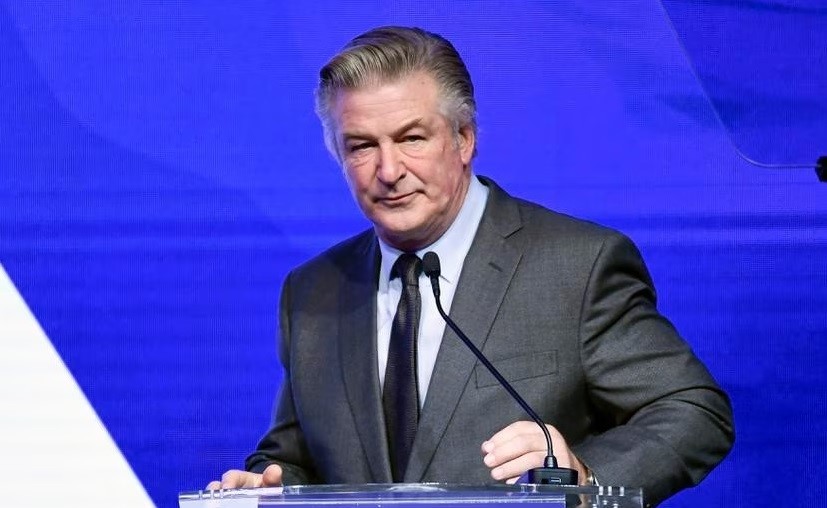 Alec Baldwin se declara inocente de los cargos de homicidio involuntario por la muerte de cinematógrafa