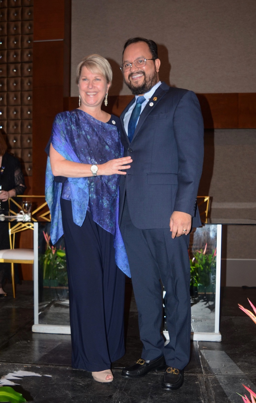 Gala e honor a Jennifer Jones, presidente de Rotary International