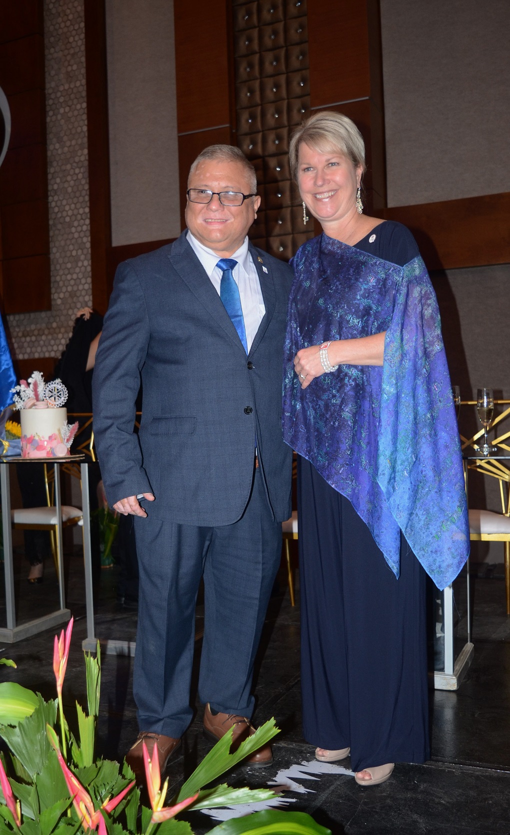 Gala e honor a Jennifer Jones, presidente de Rotary International