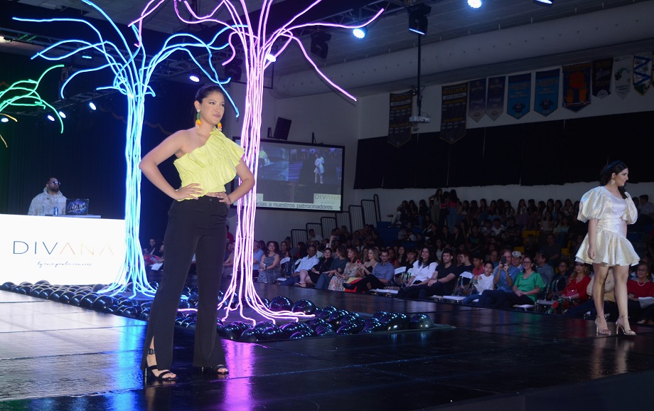 Ibiza Nights Fashion Show 2023 de los Seniors de la EIS