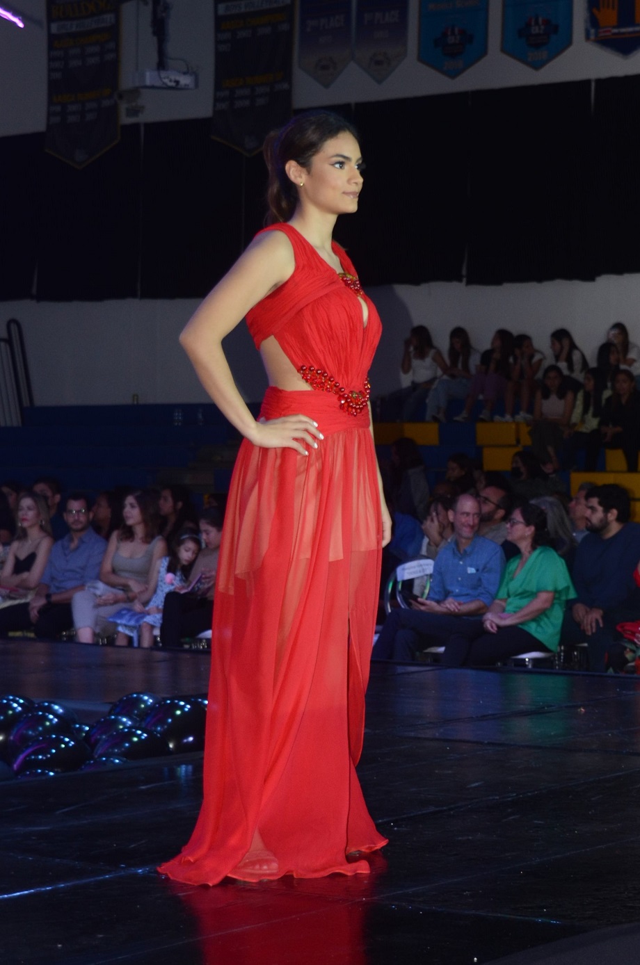 Ibiza Nights Fashion Show 2023 de los Seniors de la EIS