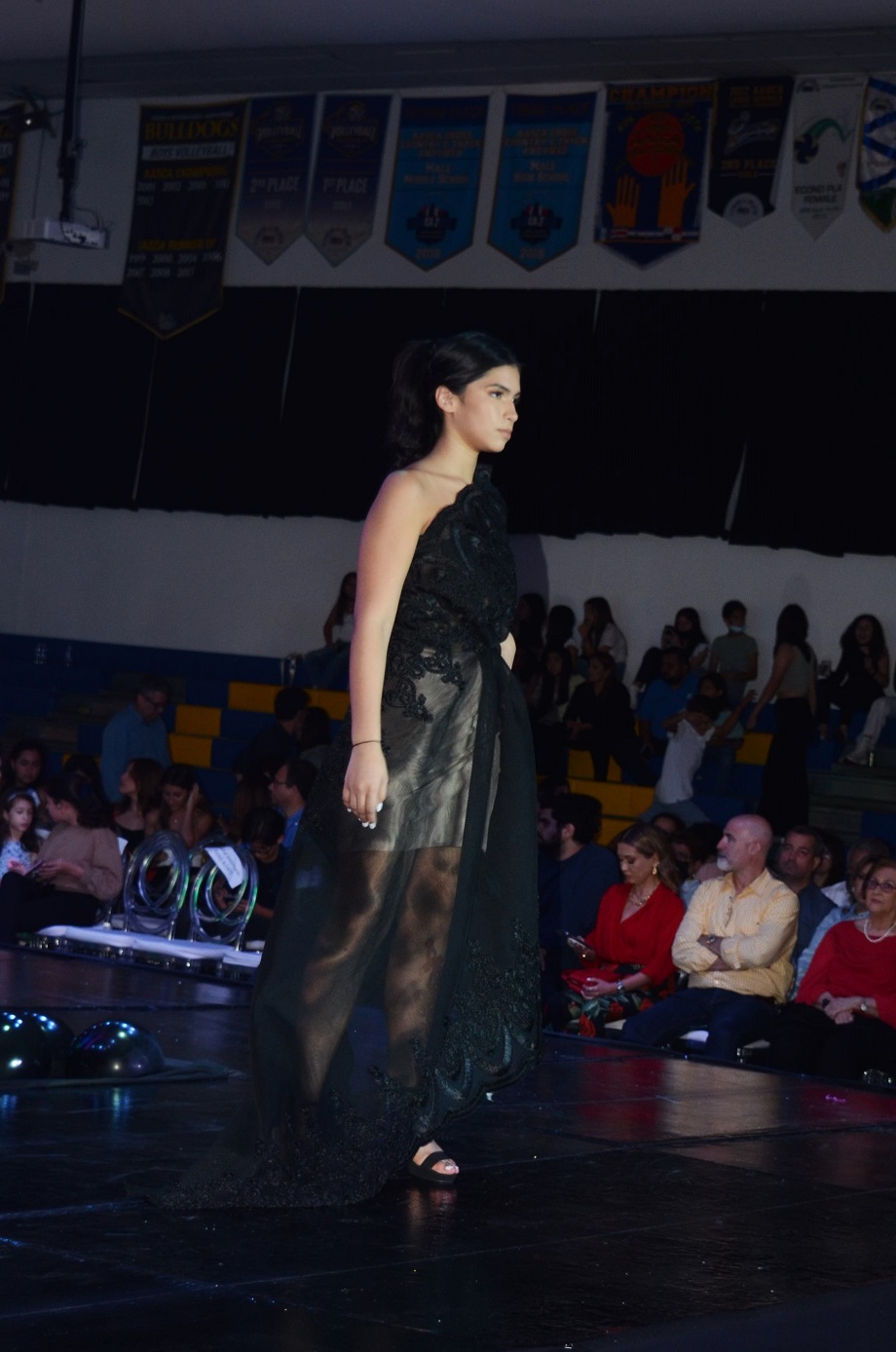 Ibiza Nights Fashion Show 2023 de los Seniors de la EIS