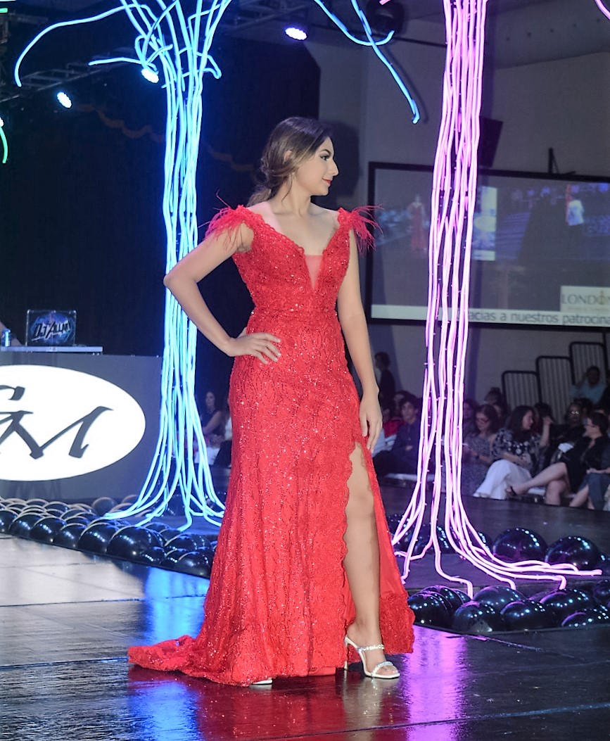 Ibiza Nights Fashion Show 2023 de los Seniors de la EIS