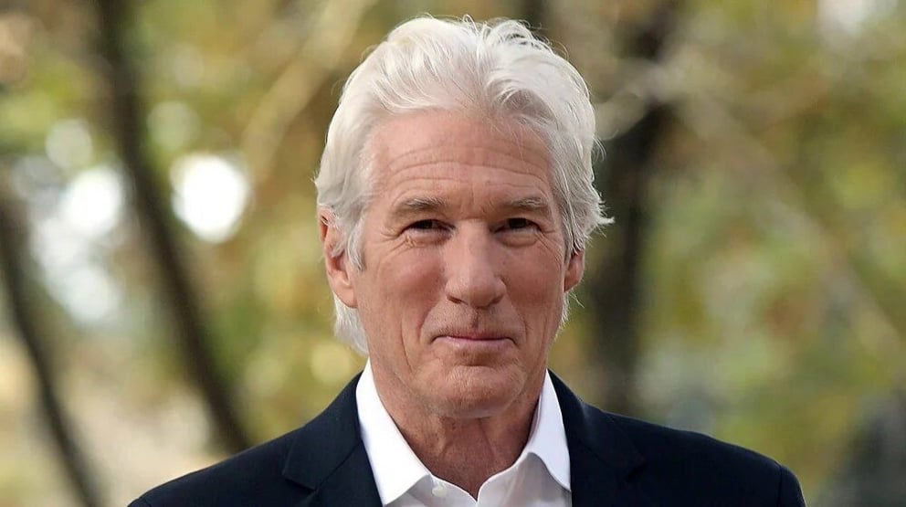 Richard Gere se siente mejor tras hospitalización de emergencia por neumonía