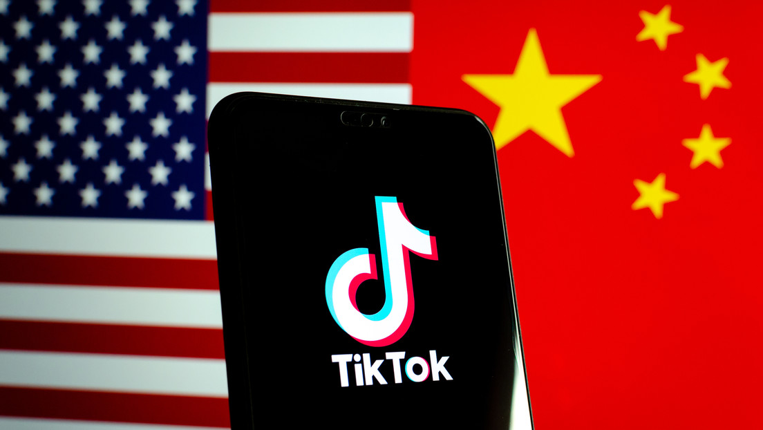 Jefe del FBI explica por qué ve TikTok como una amenaza para la seguridad