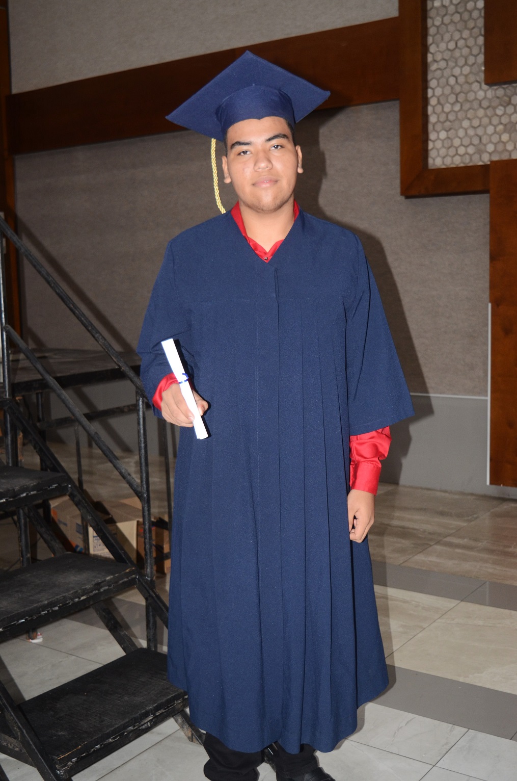 Solemnes actos de graduación de Academia Profesional Las Amigas y el Instituto Técnico Los Zorzales 