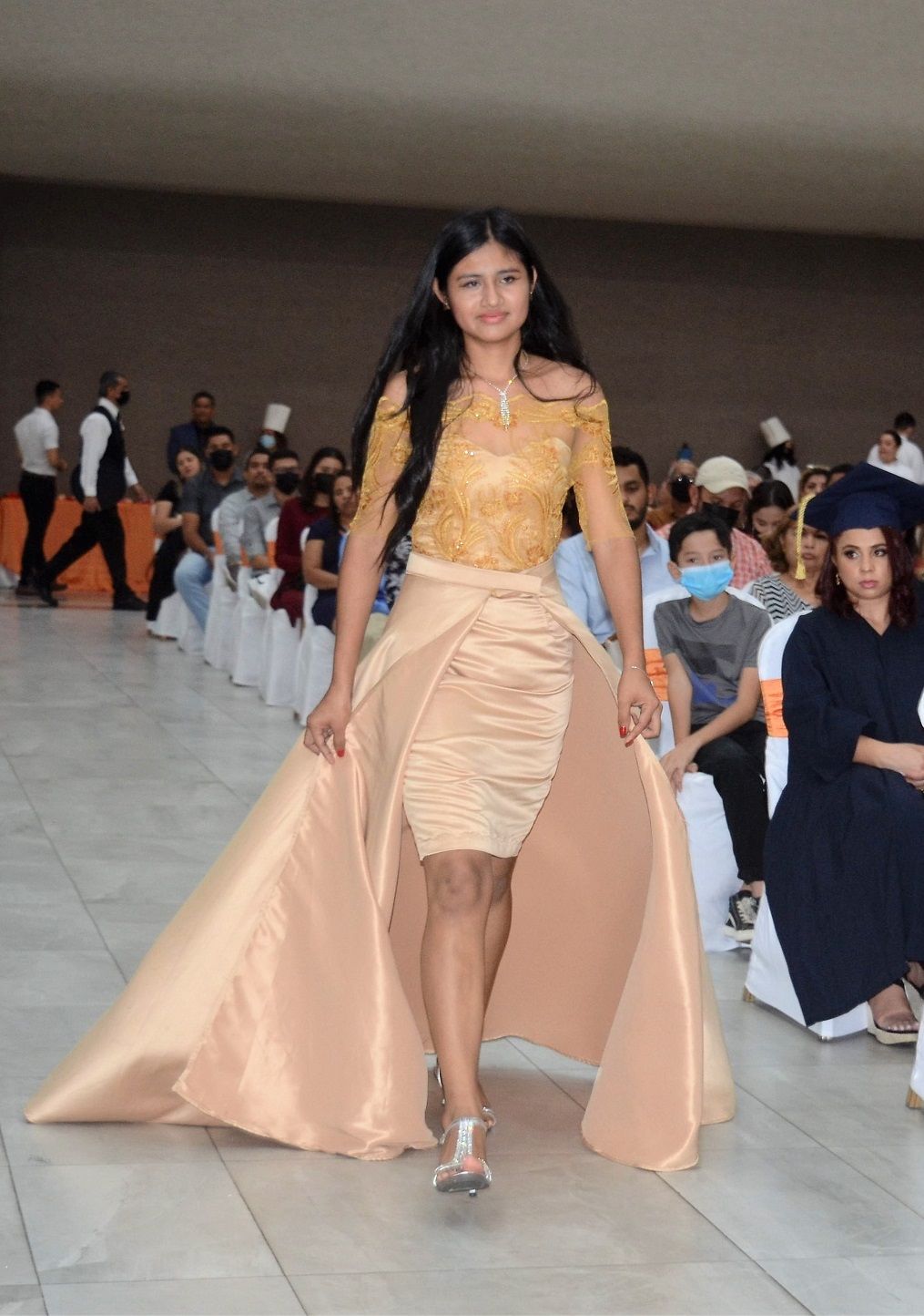 Solemnes actos de graduación de Academia Profesional Las Amigas y el Instituto Técnico Los Zorzales 