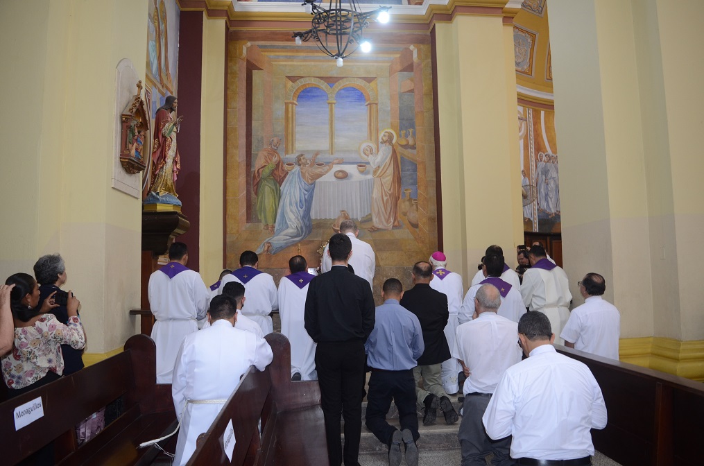 Monseñor Michael Lenihan asume como primer arzobispo de la arquidiócesis de San Pedro Sula