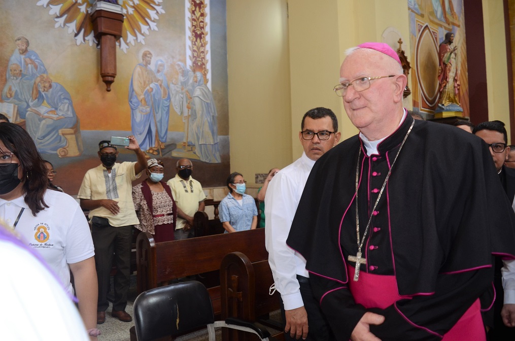 Monseñor Michael Lenihan asume como primer arzobispo de la arquidiócesis de San Pedro Sula