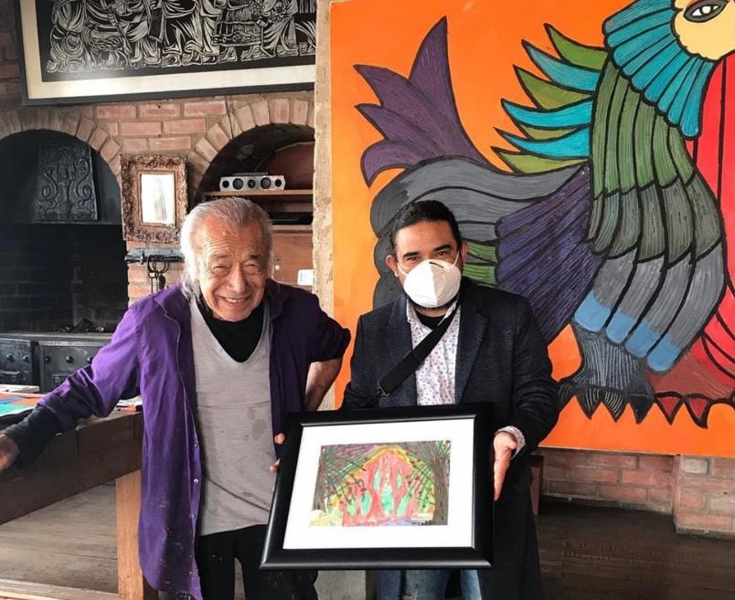 Artista hondureño Jaime Vallardo Chávez y el consagrado escultor y artista peruano Víctor Delfín juntos en Expo Arte Nueva Lima