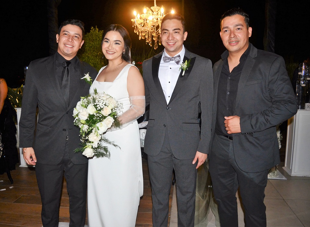 Raymond Barrios y Cindy Flores: protagonistas de un boda íntima y llena de amor