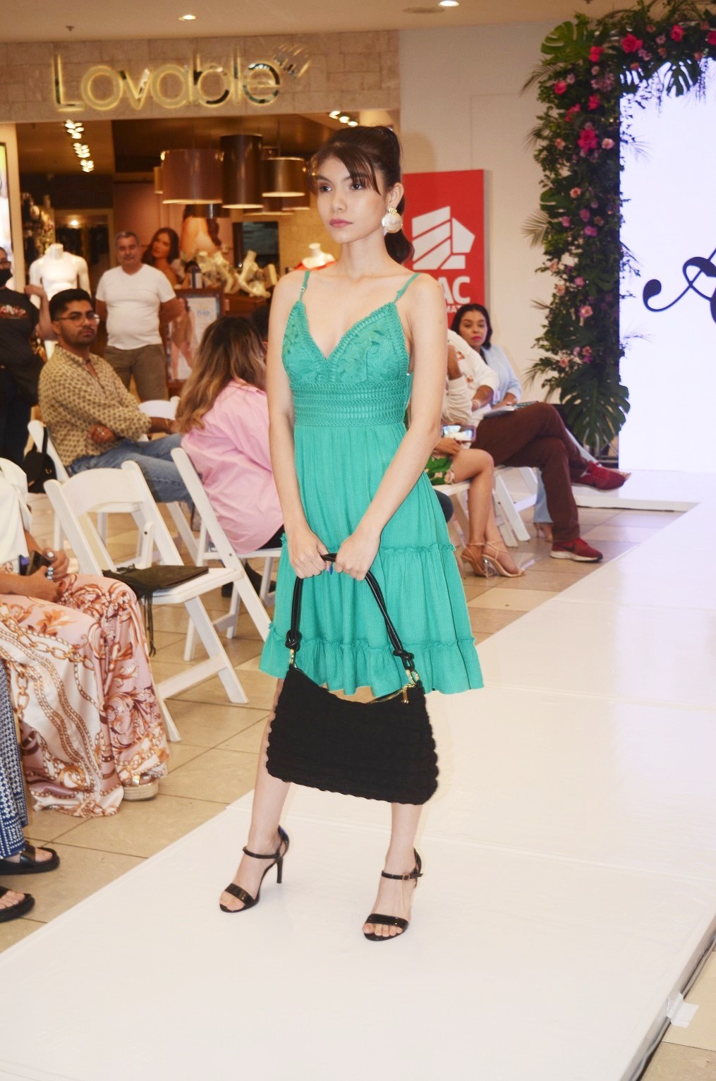 Tendencia veraniega en el Summer Fashion Week Honduras 2023