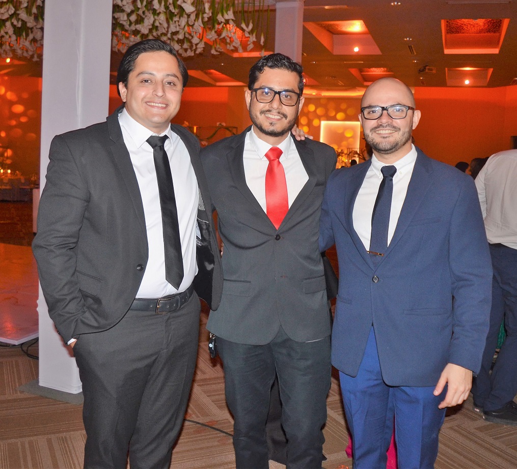 Marco Tulio Dardón y Tania Nohely Díaz celebran su boda soñada