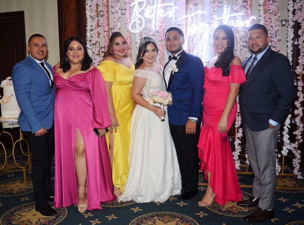 Romántica boda de Jonathan Zaldivar y Ana Rosales