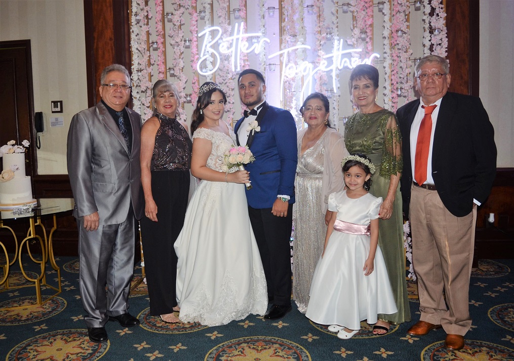 Romántica boda de Jonathan Zaldivar y Ana Rosales