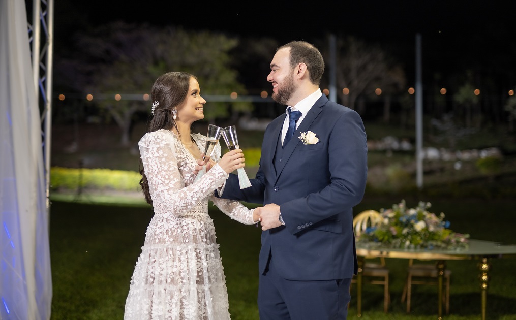 Elegante boda civil de Rosa Méndez y Jesús Chinchilla