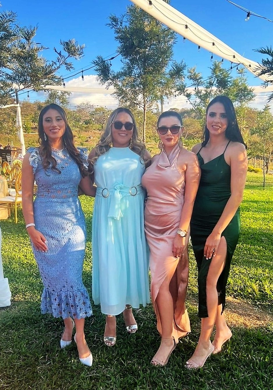 Elegante boda civil de Rosa Méndez y Jesús Chinchilla