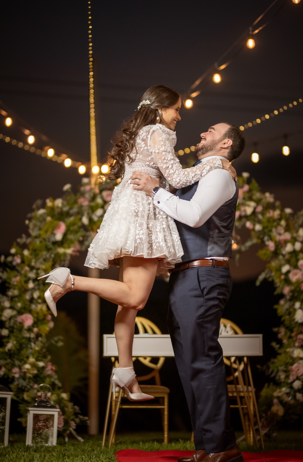 Elegante boda civil de Rosa Méndez y Jesús Chinchilla