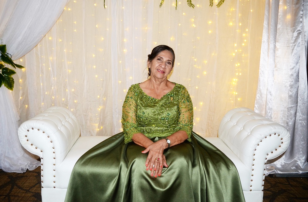 Celebrando el cumpleaños 70 de doña Rosa Marina Alvarado
