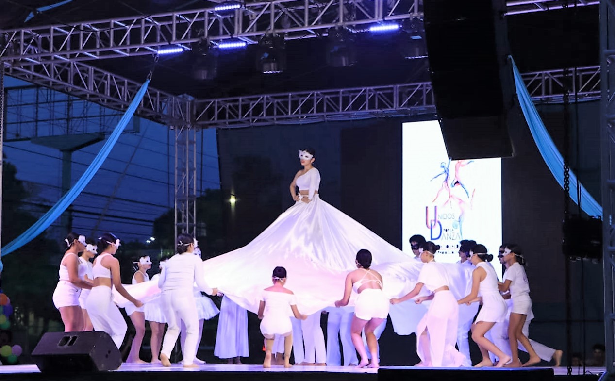 Sampedranos disfrutaron de un derroche de talento en el Día Internacional de la Danza