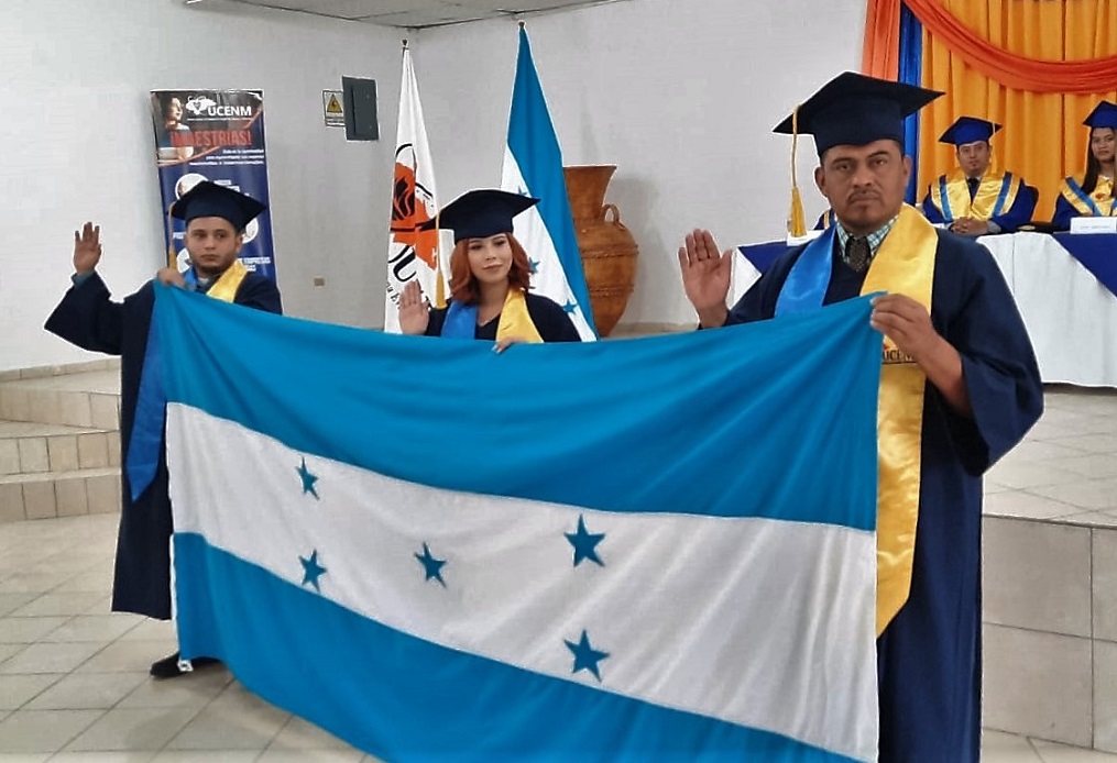 UCENM celebra su centésima quinta promoción de graduados en el Campus Peña Blanca 