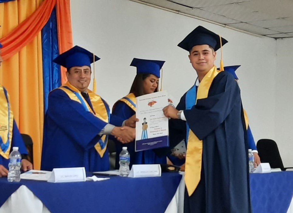 UCENM celebra su centésima quinta promoción de graduados en el Campus Peña Blanca 