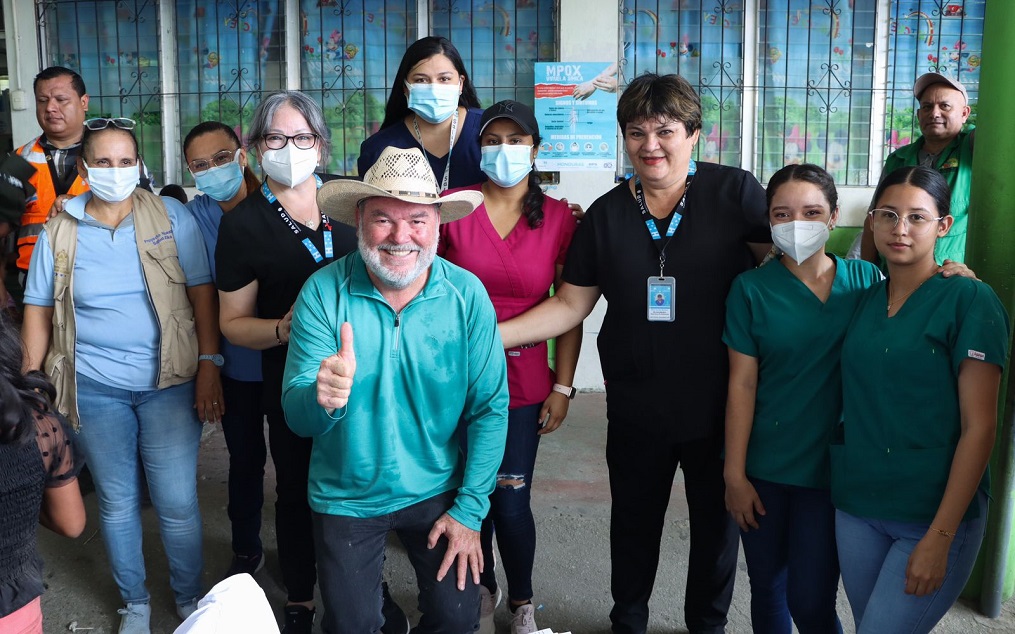 105 Brigada de Infantería benefician a miles de pobladores de El Zapotal con brigada médica