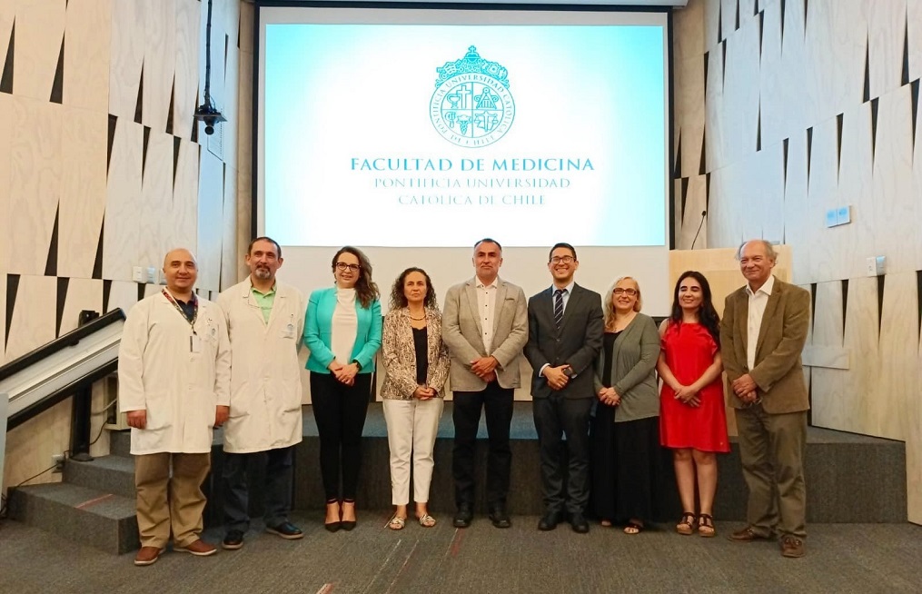 Científico hondureño es reconocido en Chile por descubrir un tratamiento para pacientes con metástasis cerebral
