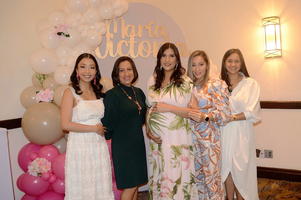 Un alegre Baby Shower en honor a Dany Carolina Duarte de Maldonado