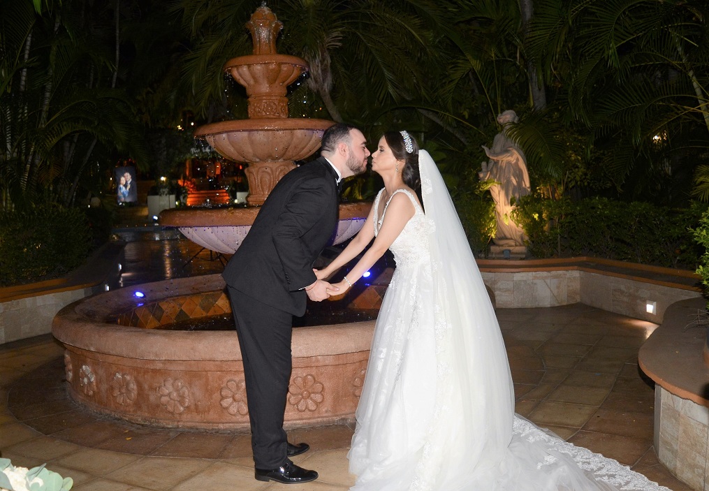 Rosa Méndez y Jesús Chinchilla casados ante Dios en una boda inolvidable